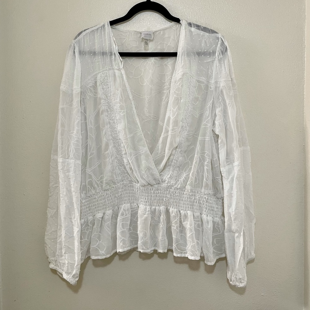 Cupio White Flowy Top Size XXL